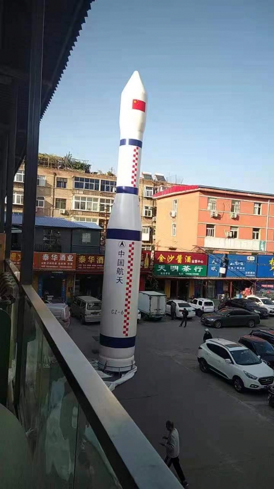 军用仿真假目标：战术训练的革命性工具
